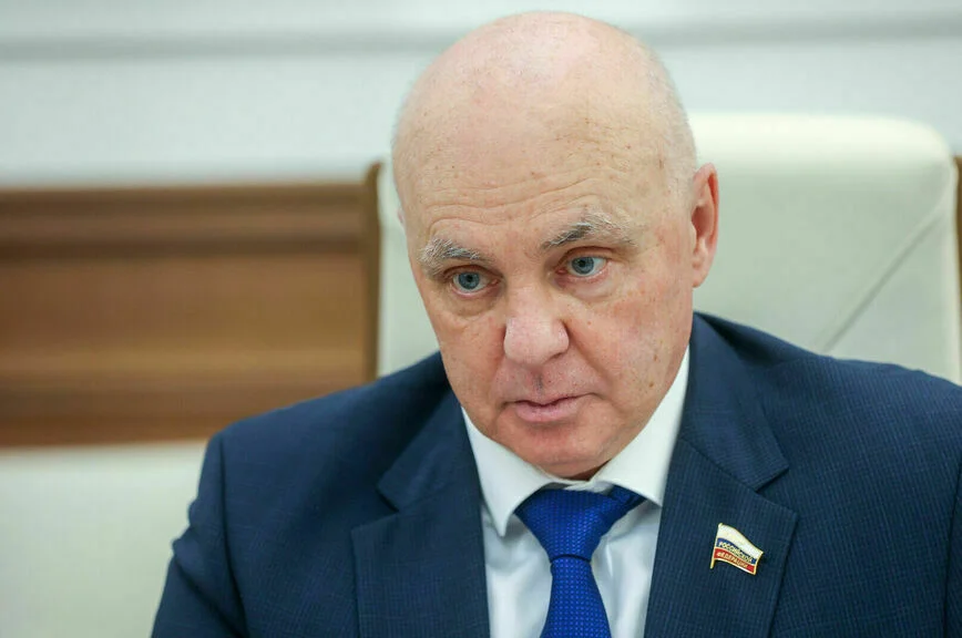 Андрей Шохин.