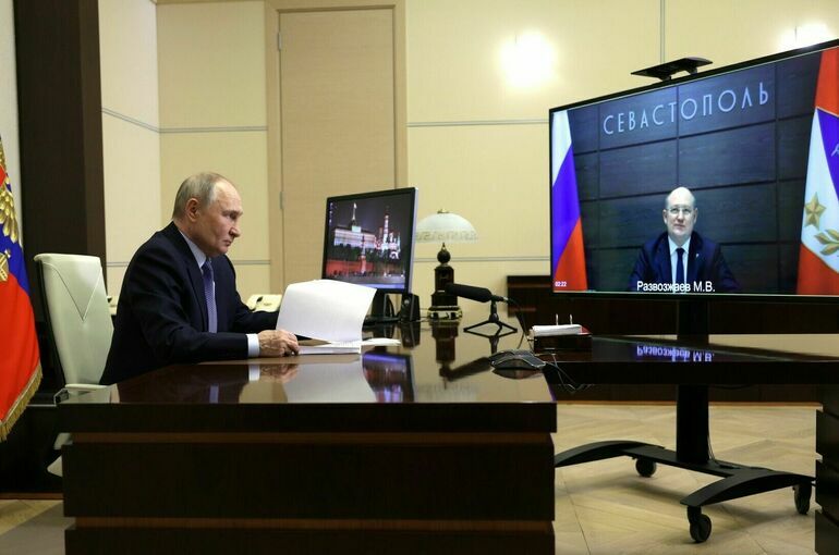 Путин поддержал желание Развожаева переизбираться на пост губернатора Севастополя