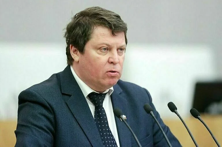 Михаил Матвеев.