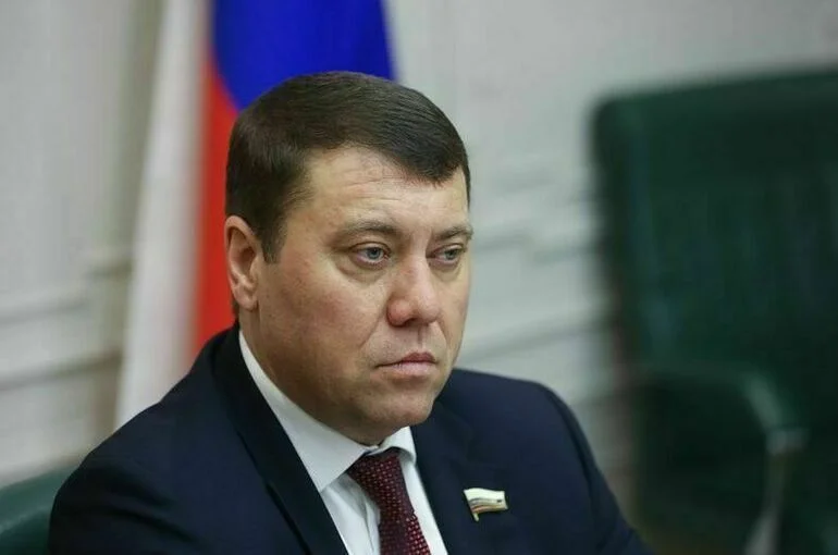 Сенатор Абрамов призвал сделать рекламу вкладов более честной