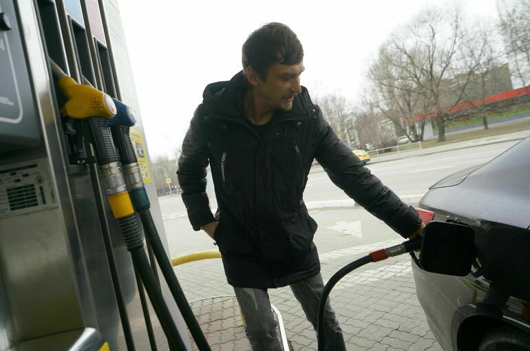 «Интерфакс»: Вопрос запрета на экспорт бензина из России обсудят 20 февраля