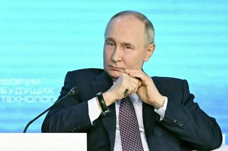 Путин пригласил зарубежных ученых к совместной работе с Россией
