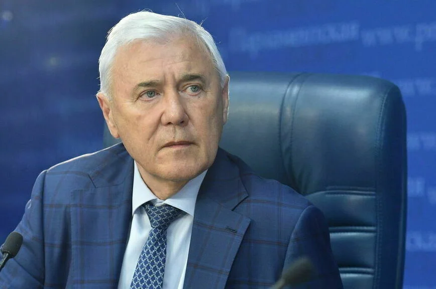 Анатолий Аксаков.