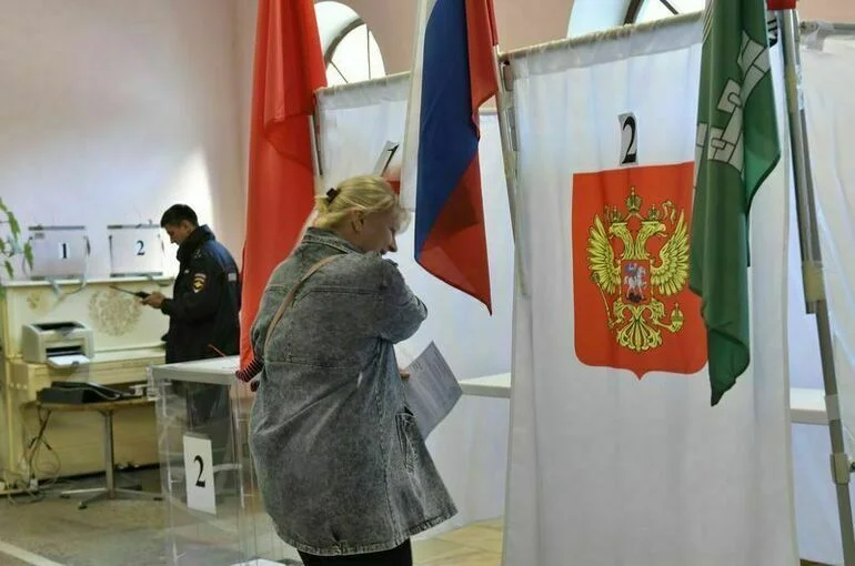 Участникам СВО предложили разрешить выдвигаться депутатами с фронта