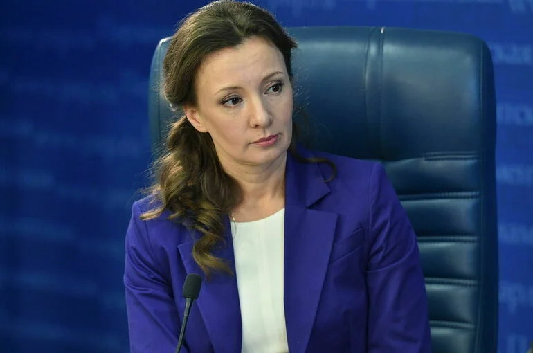 Депутат Кузнецова призвала рассказывать в школах о преступлениях киевского режима