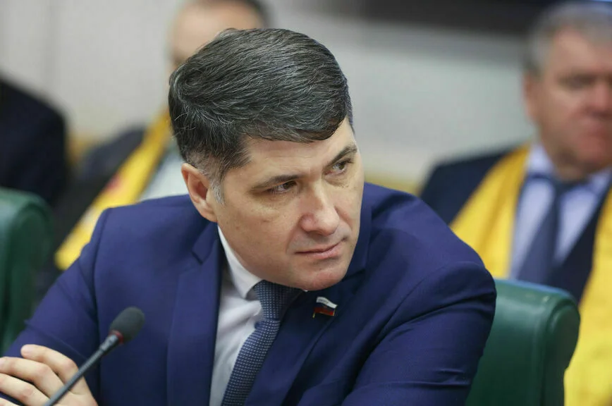 Владимир Пушкарев.