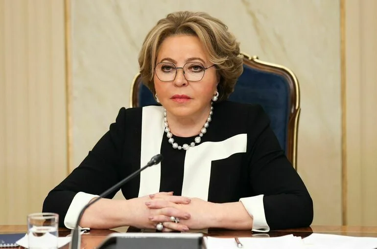 Матвиенко поручила добиться решений по аварийным домам из фонда Минобороны