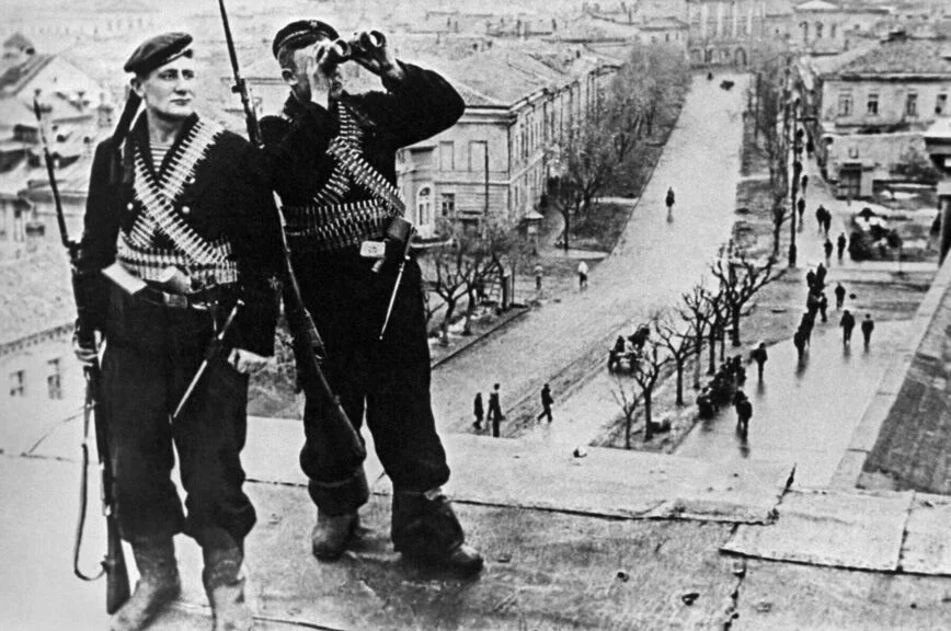 В Керчи собрались военные историки со всей России
