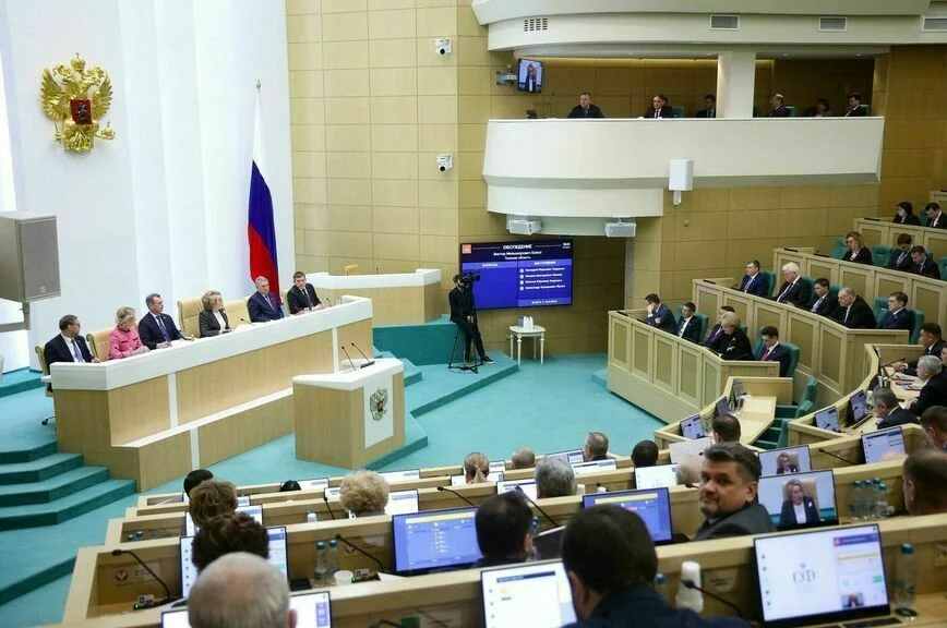 Матвиенко предложила учитывать при поступлении в вузы среднюю оценку в аттестате