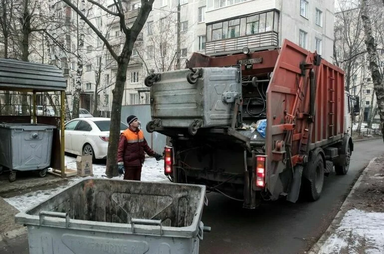 Где найти 120 миллиардов рублей на новые мусоровозы 