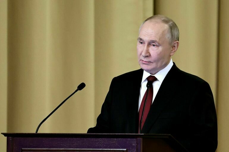 Президент поручил принять дополнительные меры для защиты жителей приграничья