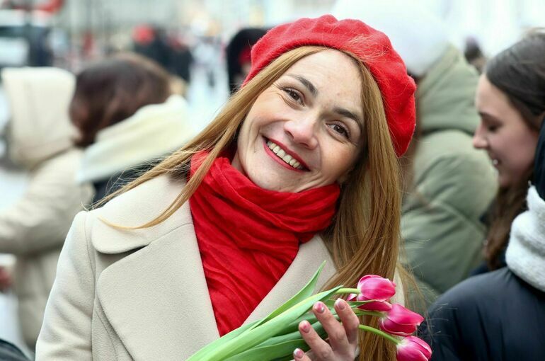 Мишустин: Запад не смог лишить россиянок цветов