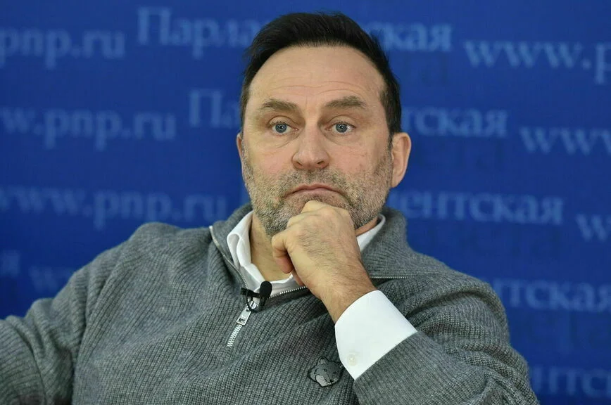 Дмитрий Свищев.