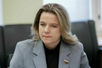 Депутат Коробова призвала ужесточить контроль за выдачей субсидий на жилье многодетным