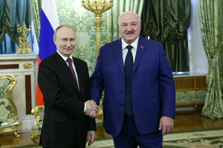 Путин и Лукашенко осудили агрессивно-конфронтационную политику ЕС