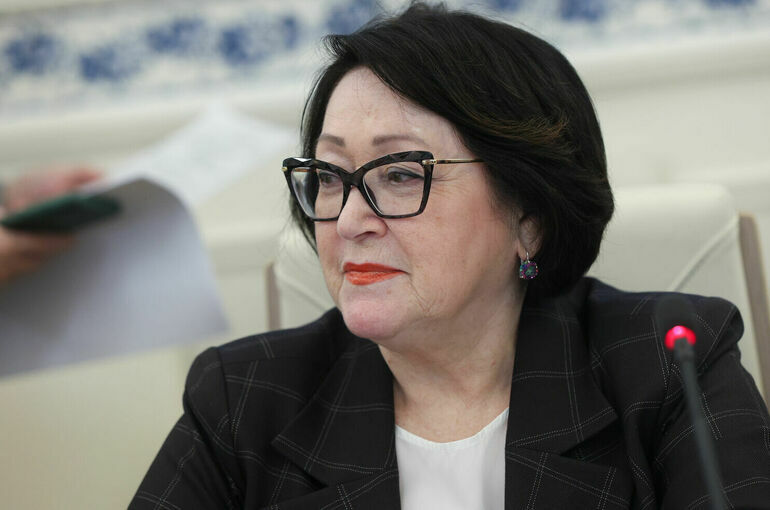 Сенатор Талабаева: Китайские туристы положительно влияют на экономику России