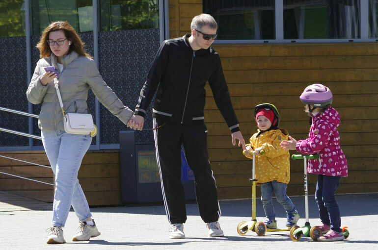 Минтруд предложил установить единый подход к определению состава семьи для соцподдержки