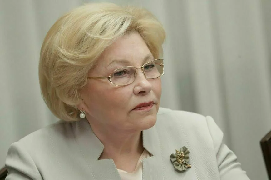 Елена Драпеко.
