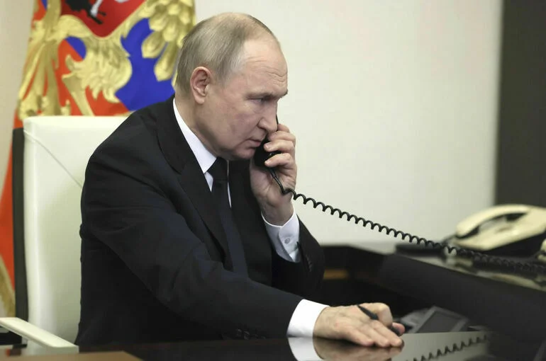 Путин распорядился прекратить удары по энергетическим объектам Украины