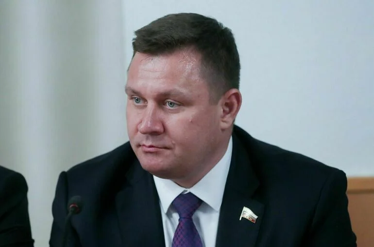 Депутат Нестеренко считает диалог Путина и Трампа гарантией мира и стабильности