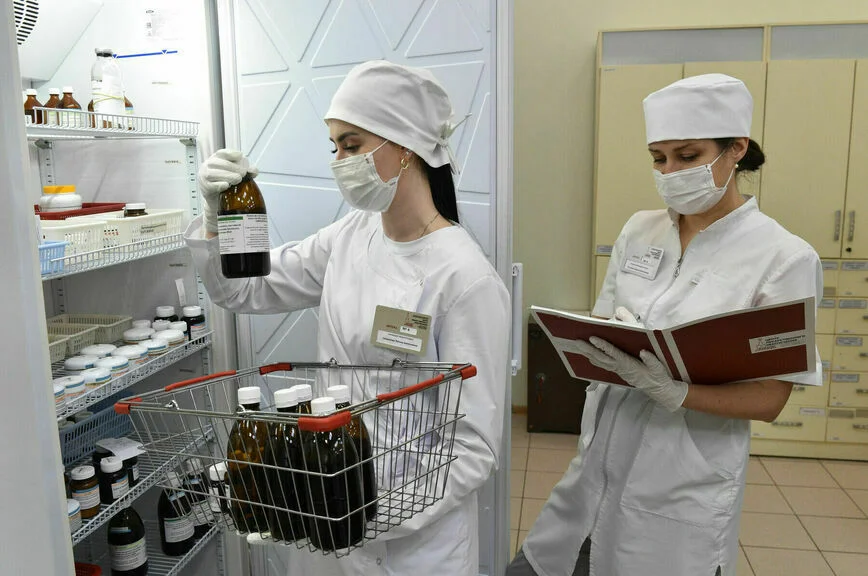 Столичный опыт производственных аптек хотят распространить на всю страну