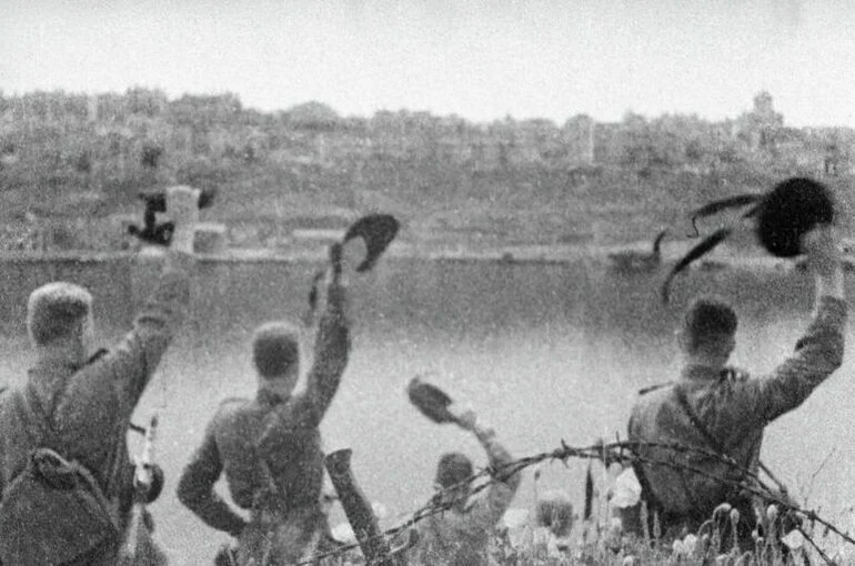 Освобожденный от немецко-фашистских войск Севастополь. Май 1944 года.