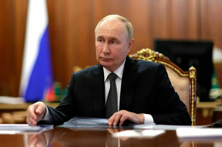 Путин поручил к 2030 году добиться технологического лидерства по беспилотникам