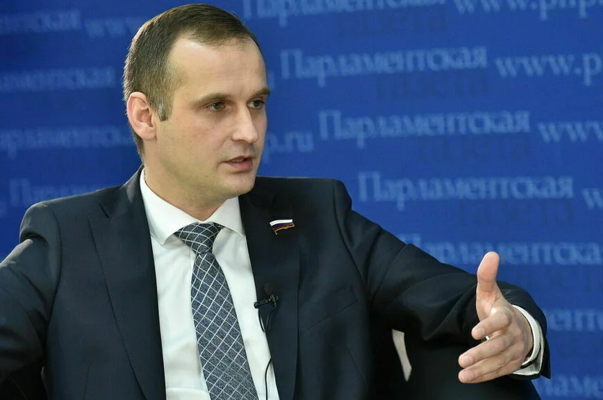 Сергей Леонов.