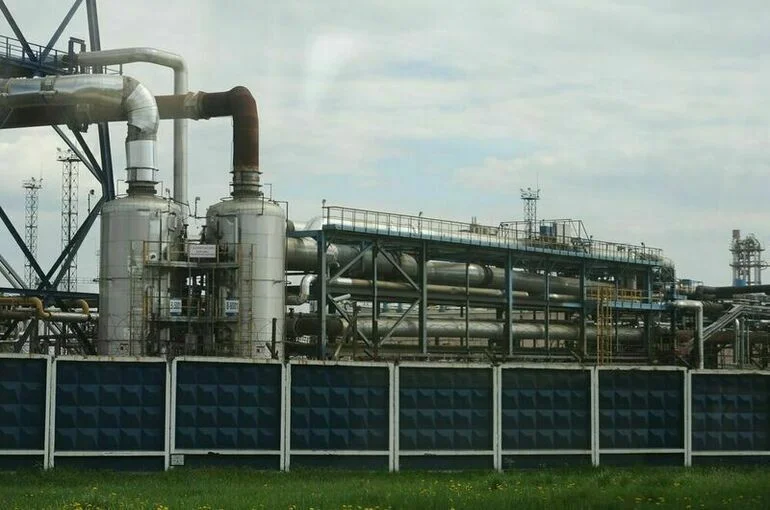 Россия и Украина перестанут атаковать НПЗ и электростанции друг друга