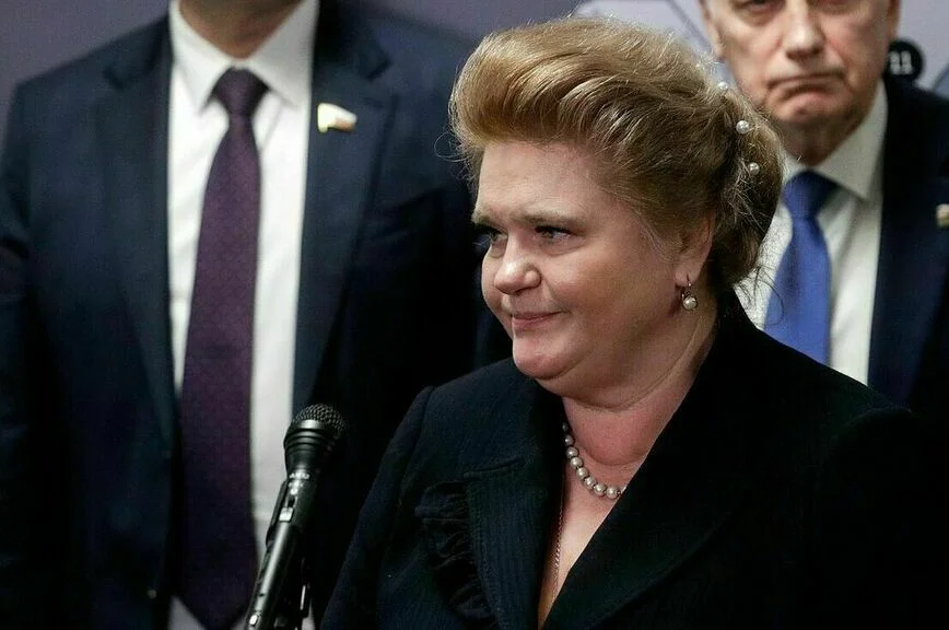 Елена Малышева.