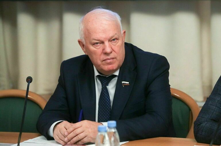 Депутат Грешневиков заявил об исчезновении литературы по природоведению