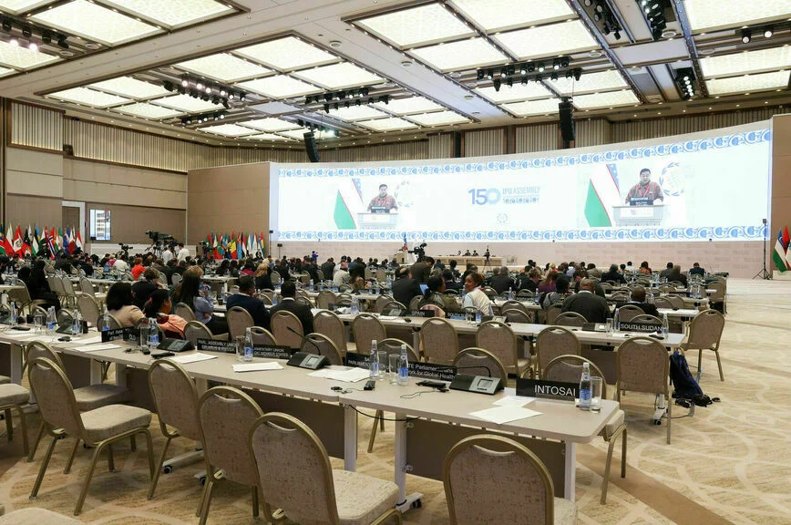 Украина для галочки: в парламентах стран Запада забывают о Киеве