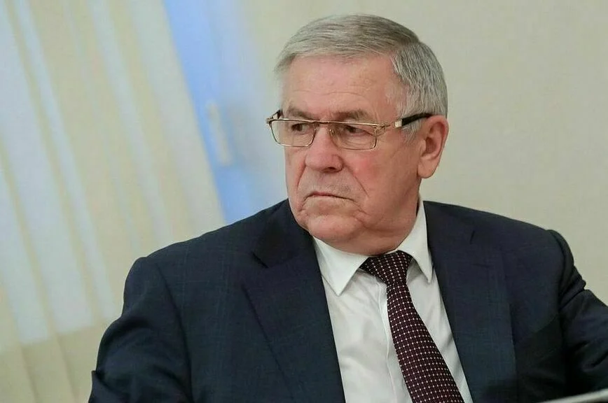 Эрнест Валеев.
