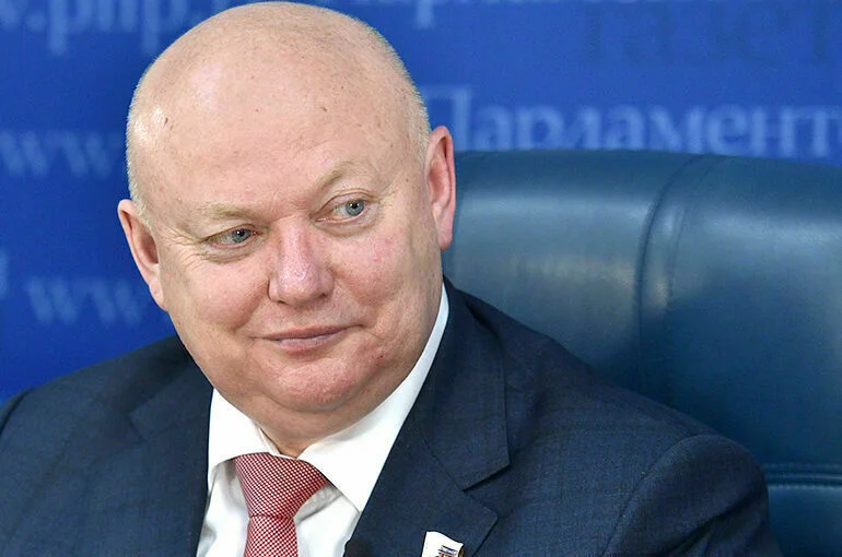 Депутат Красов: Патриотизм надо доказывать конкретными делами