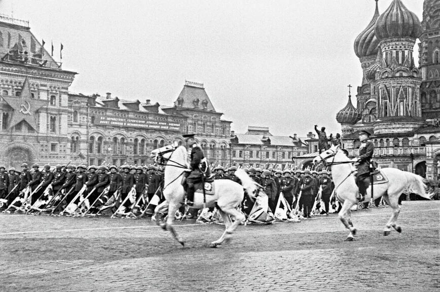 Парад Победы на Красной площади 24 июня 1945 года.