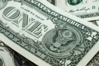 США снизили требования к Украине за помощь до 100 млрд долларов