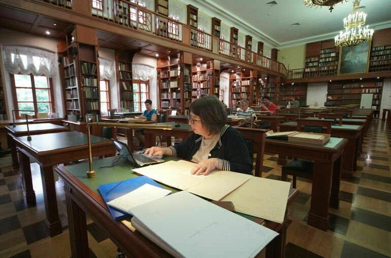 Минкультуры: Библиотеки проведут 50 мероприятий, посвященных 80-летию Победы