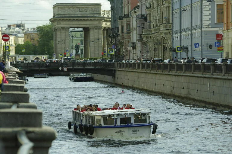 Все жители Петербурга до конца года начнут получать единую платежку ЖКХ