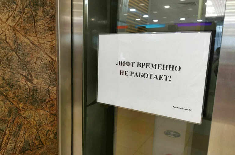 В Минстрое объяснили, как регионам решить проблему замены лифтов