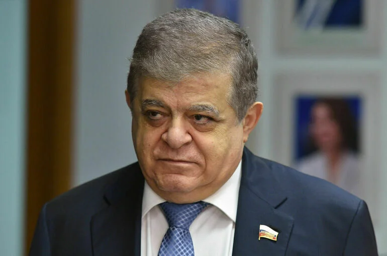 Сенатор Джабаров заявил, что Трамп считает Украину страной-банкротом