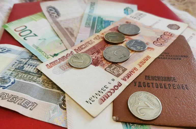 Некоторые россияне получат майскую пенсию досрочно