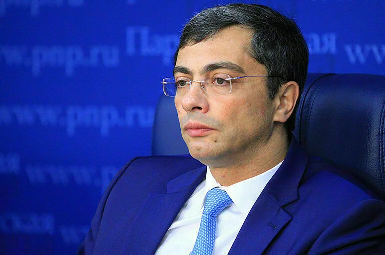 Владимир Гутенев.