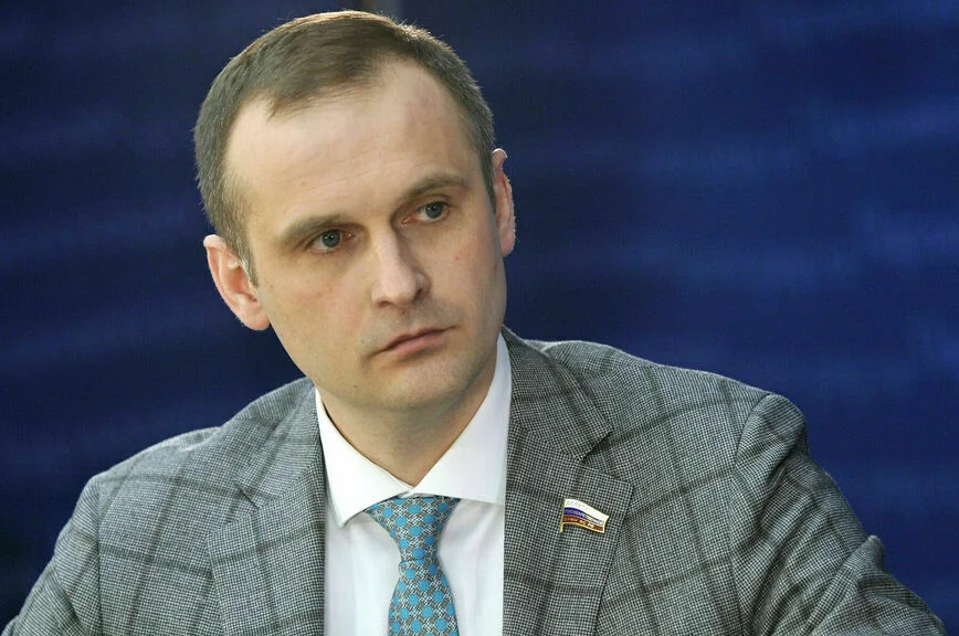 Сергей Леонов.