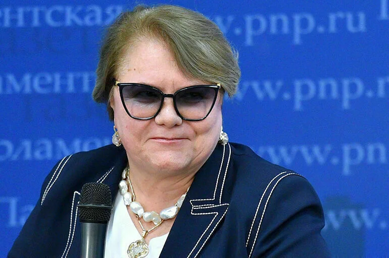Людмила Климова.