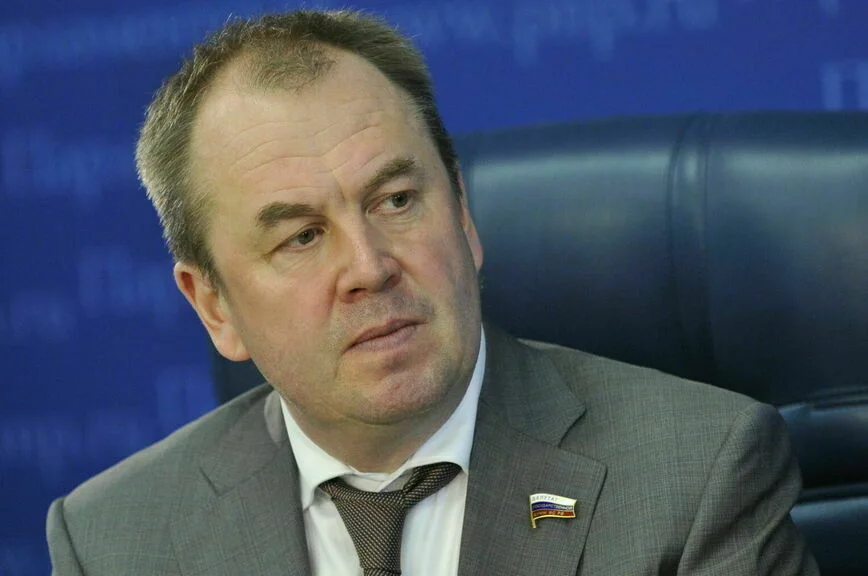 Станислав Наумов.