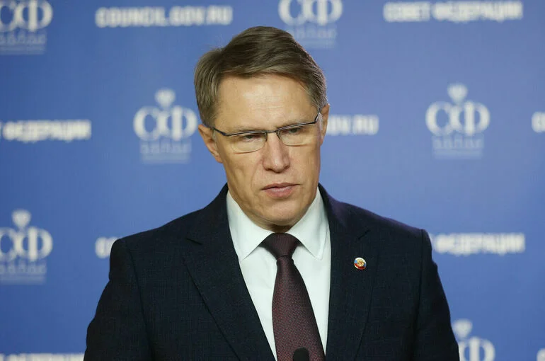 Мурашко: Около трети врачей в России моложе 36 лет