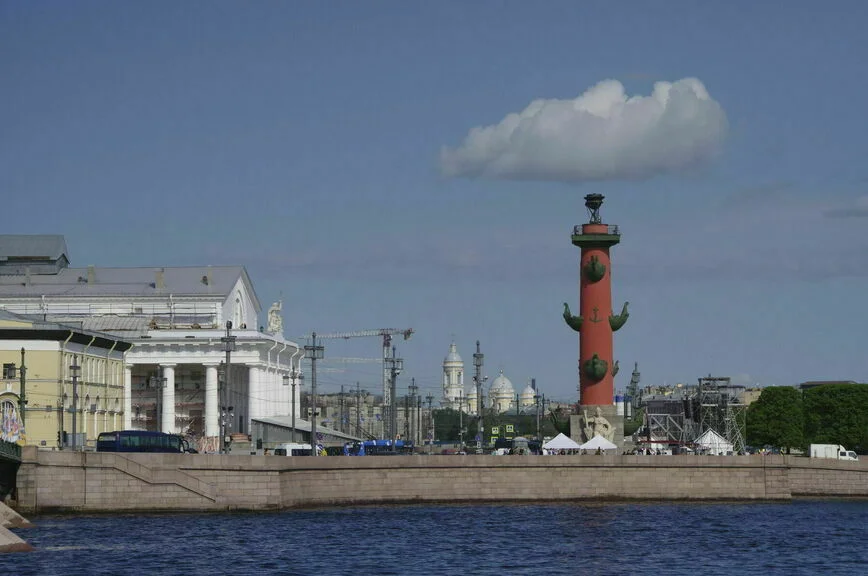 В Петербурге открыт сезон навигации