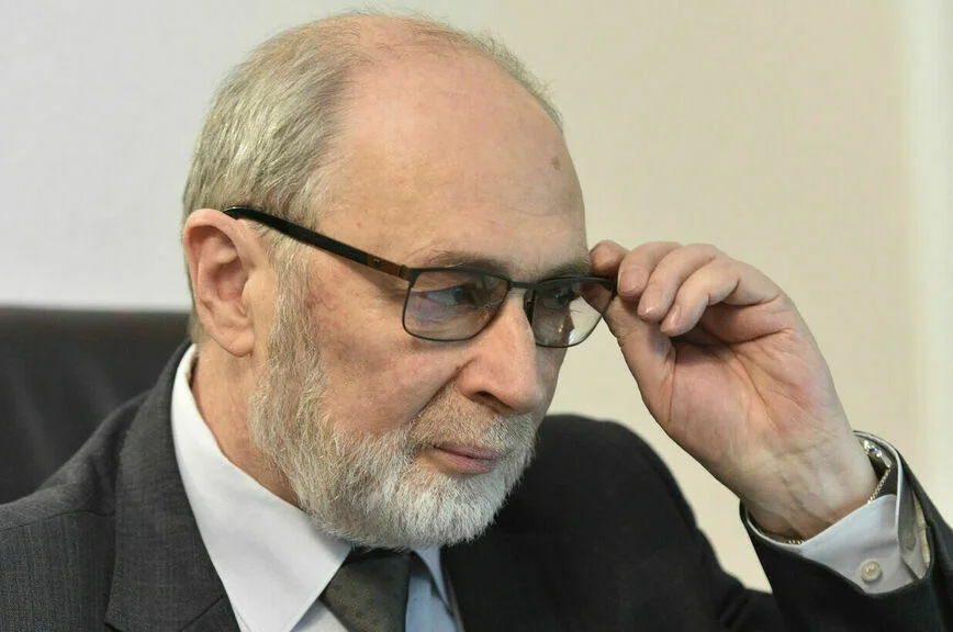 Роман Вильфанд.