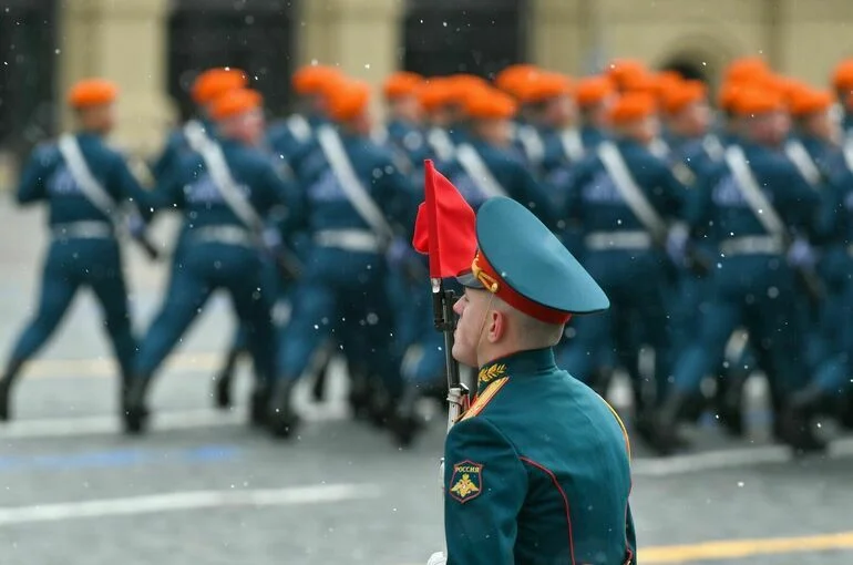 Москвичам рассказали о погоде в День Победы