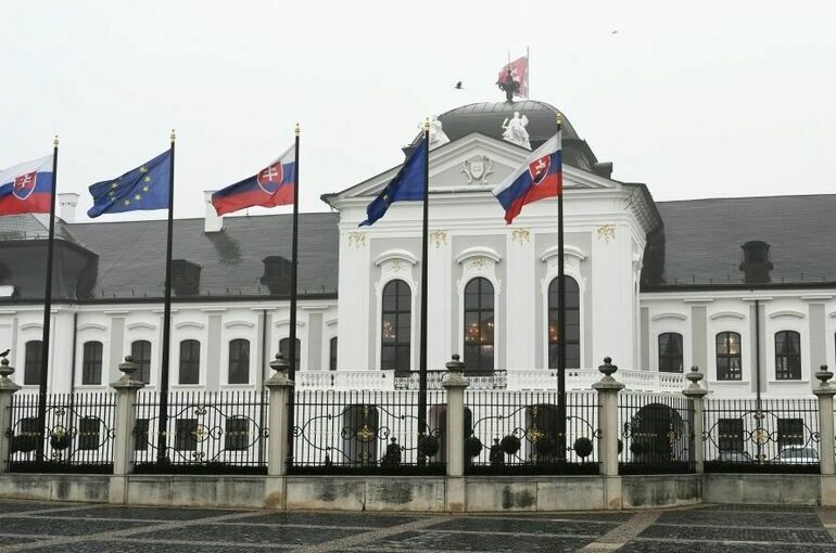 В Словакии подали петицию о референдуме об отмене санкций против России